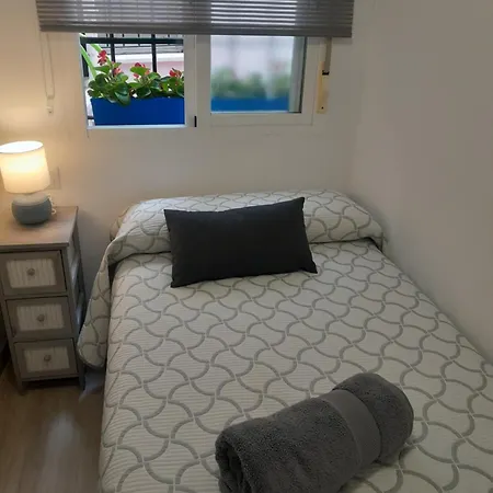 Puerta Sevilla Parking Gratis Apartmán *