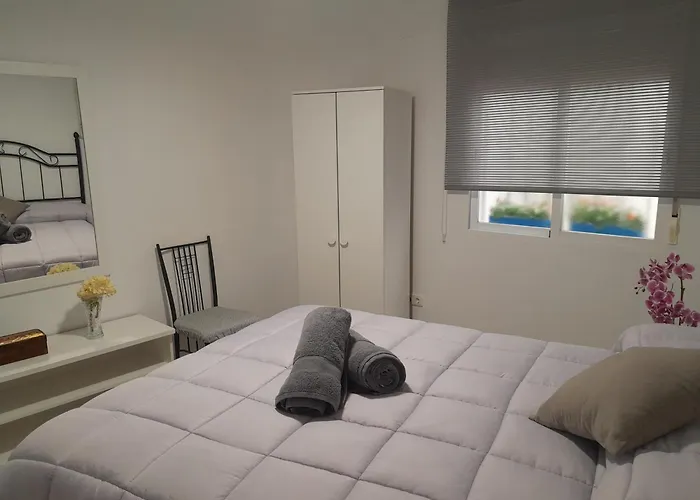 Puerta Sevilla Parking Gratis Apartment