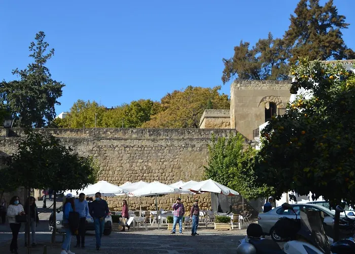 Puerta Sevilla Parking Gratis Апартаменти