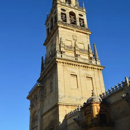 Puerta Sevilla Parking Gratis *